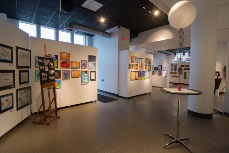Studio 23, Bay City